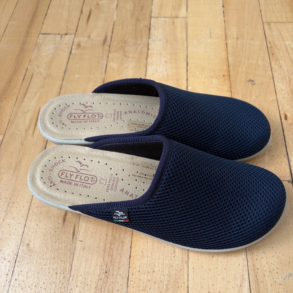 Fly Flot Anti Shock Anatomic Cloth Round‎ Toe Slip On Mule Size 40- US 9.5 Navy